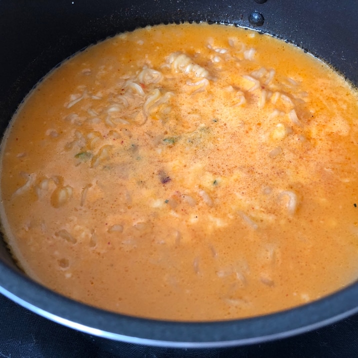 辛ラーメン 牛乳とチーズでマイルド レシピ 作り方 By Chris 楽天レシピ 辛ラーメン 牛乳とチーズでマイルド レシピ 作り方 By Chris 楽天レシピ